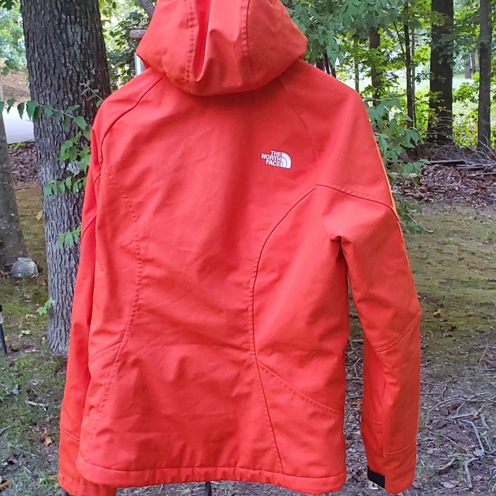 The North Face Apex Elevation Jacket